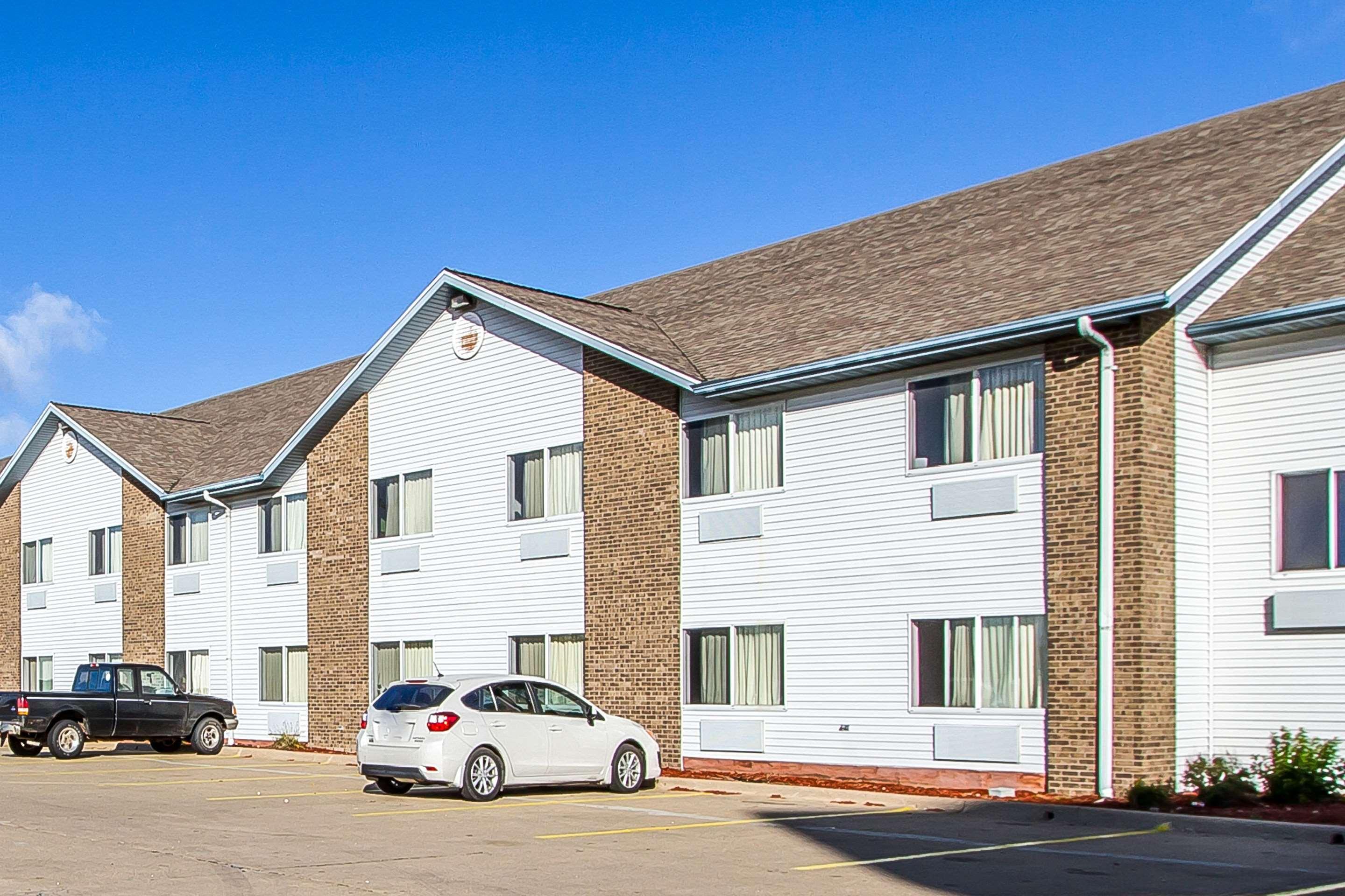 Econo Lodge Inn&Suites Pekin Exterior foto