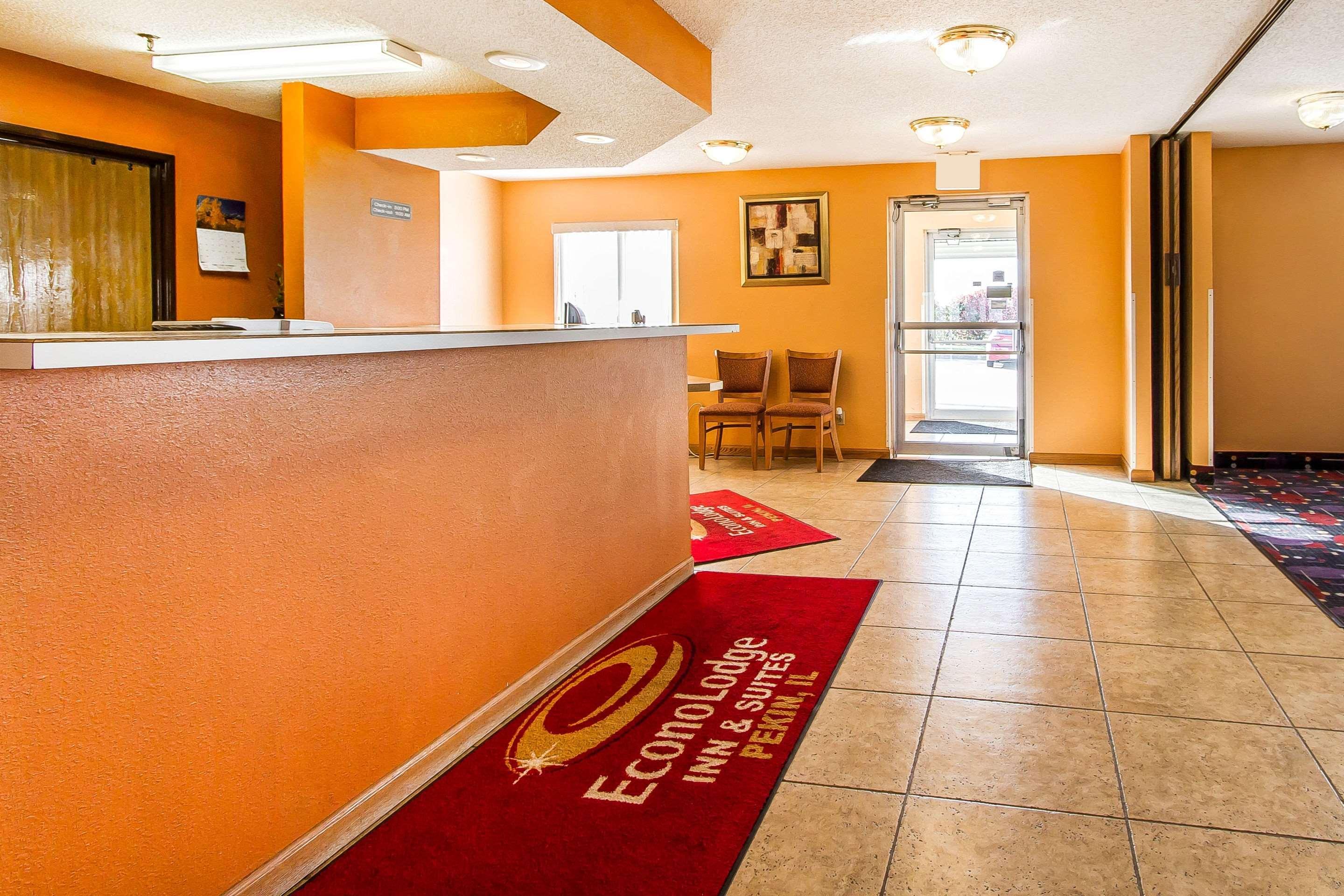 Econo Lodge Inn&Suites Pekin Exterior foto